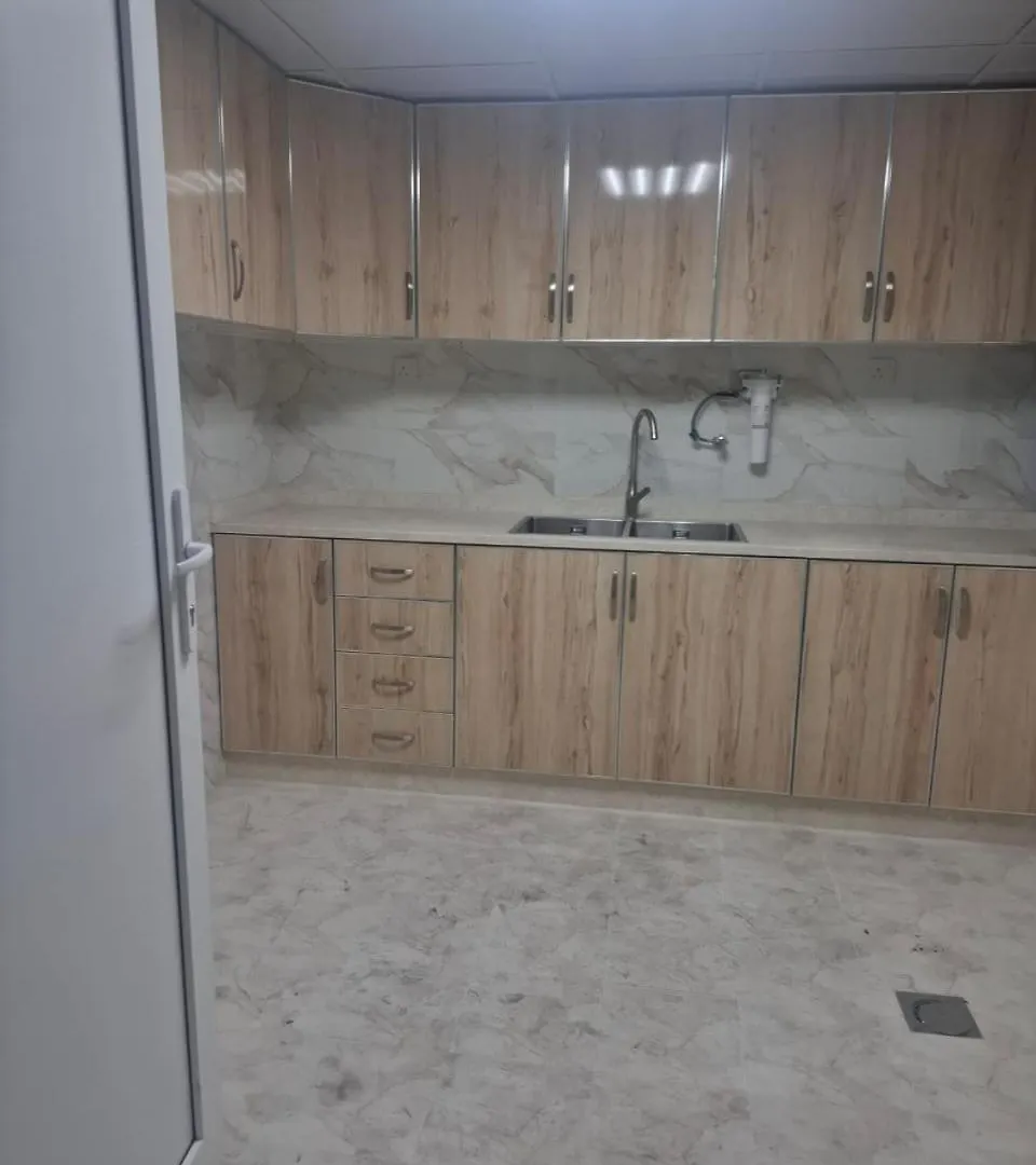 Apartment Near The Beach In Khalidiya New Location Emirati Arabi Uniti