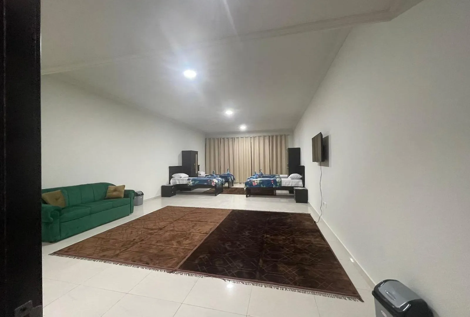Apartment Near The Beach In Khalidiya New Location 0*, Abu Dhabi