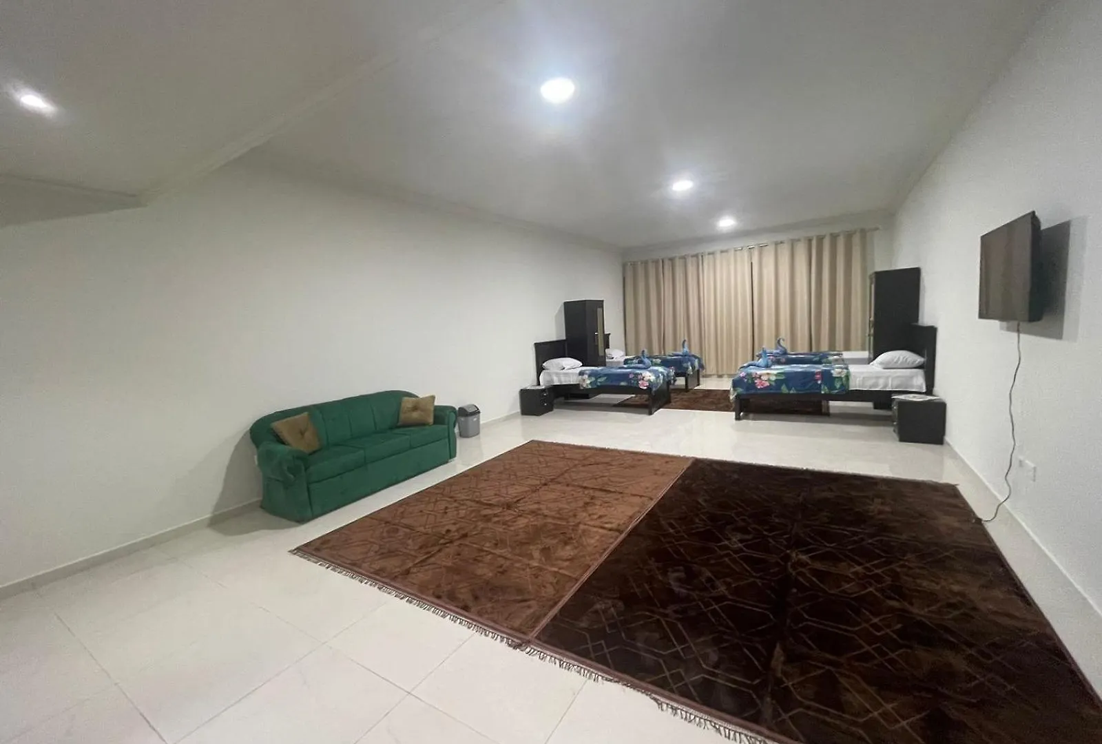 Apartment Near The Beach In Khalidiya New Location Abu Dhabi